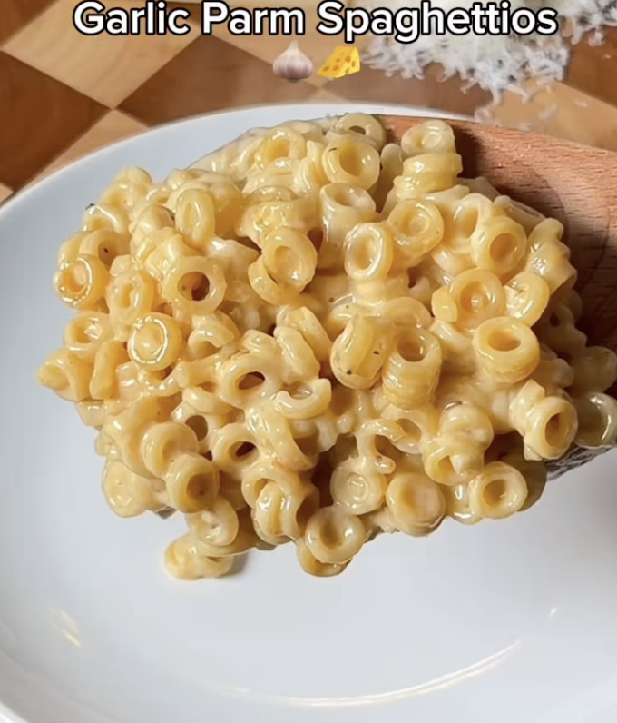 One Pot Garlic Parm Cheesy Spaghettios