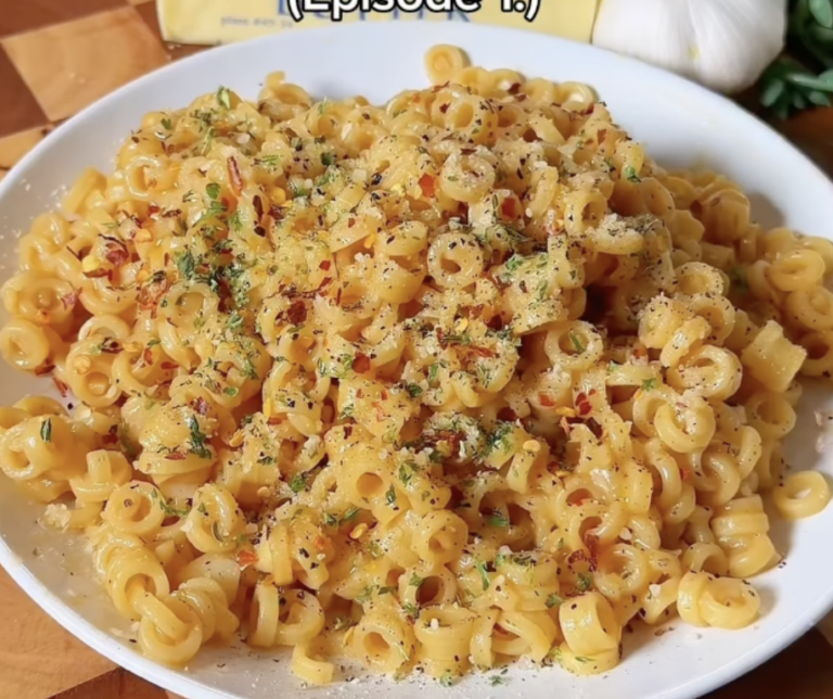One Pot Creamy Alfredo Spaghettios
